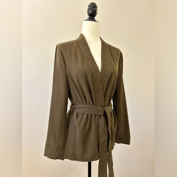 H&M Army Green, Dark Green Short Kimono, Tie Waist - size 8 - Picture 1 of 9
